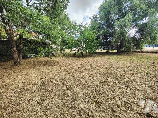 VALLET – Maison de village de 120 m² habitables avec jardin