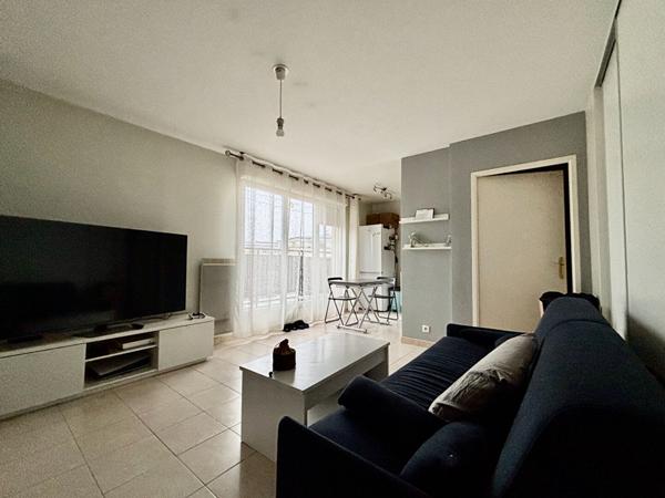 Appartement Corbeil Essonnes 2 pièce(s) 34.19m2
