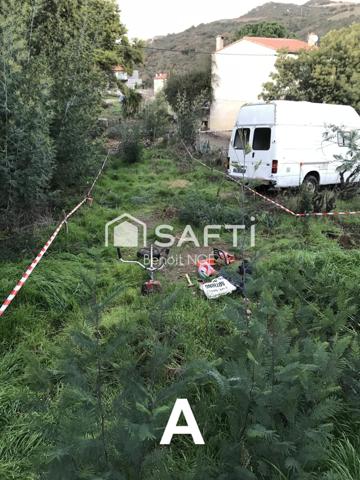 Terrain constructible de 698 m² ensolleillé