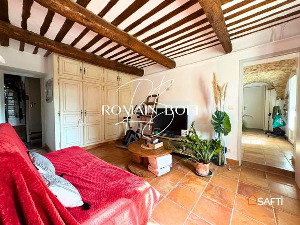 Mas 11 pièces de 250m2 aux portes d'Uzès