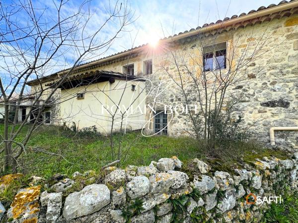 Mas 11 pièces de 250m2 aux portes d'Uzès