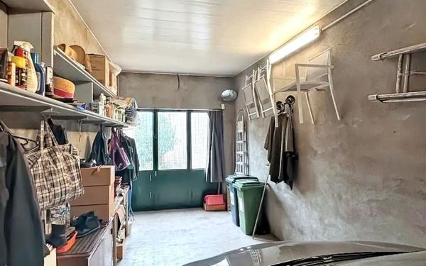 Maison à vendre    5 pièces •  Nîmes