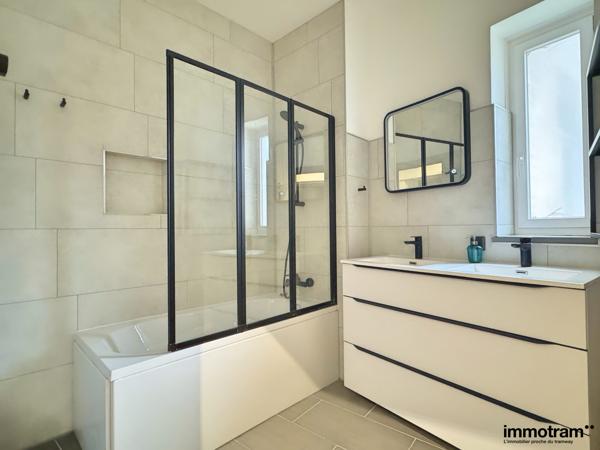 Vente Appartement 86m 2 - 3 chambre(s) - Lille, Gare Lille Flandres • Réf. VA26476