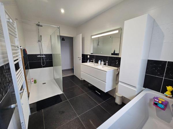 Villa à vendre à Montchanin en Saône-et-Loire (71210), ref : 063/1471