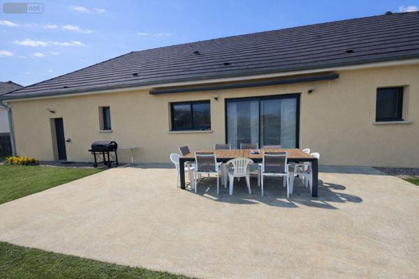 Villa à vendre à Montchanin en Saône-et-Loire (71210), ref : 063/1471