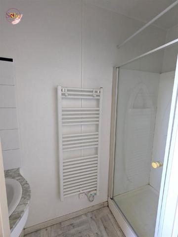 APPARTEMENT SPACIEUX PROCHE GARE À COGNAC Situé ...