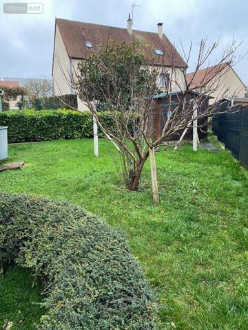 Pavillon à vendre à Mamers dans la Sarthe (72600), ref : 13873/922AC   
Proche centre ville