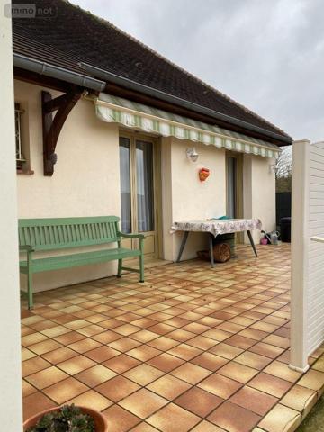 Pavillon à vendre à Mamers dans la Sarthe (72600), ref : 13873/922AC   
Proche centre ville