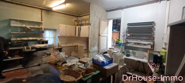 Commerce à vendre 9 pièces de 207 m²
