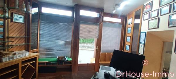 Commerce à vendre 9 pièces de 207 m²