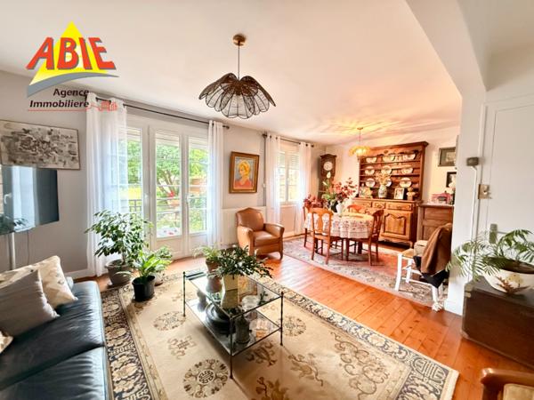 Maison  5 pièce(s)  3 chambre(s)  80 m²