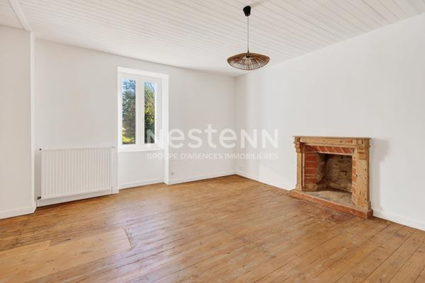 Maison avec travaux à vendre à Ploumagoar - Longère en pierre avec jardin