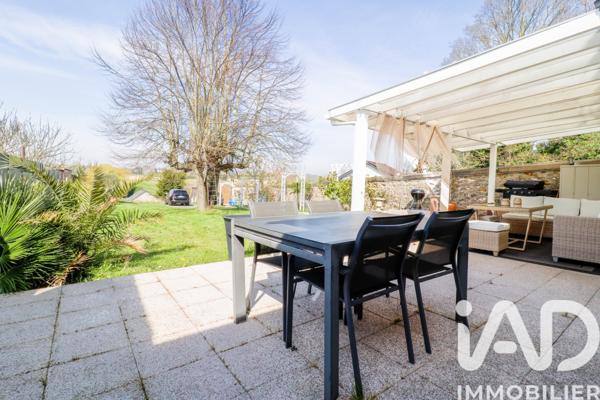 Maison à vendre 8 pièces 225 m² Saulx-les-Chartreux