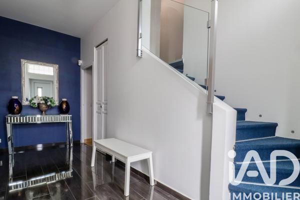 Maison à vendre 8 pièces 225 m² Saulx-les-Chartreux