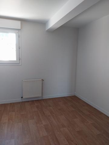 Appartement T2 – Rue Mme de Sévigné – Mayenne – 3121-0015