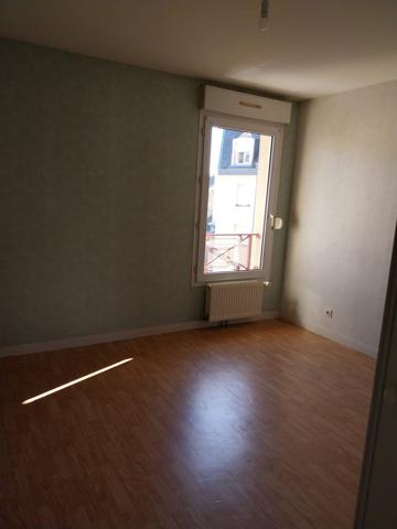 Appartement T2 – Rue Mme de Sévigné – Mayenne – 3121-0015
