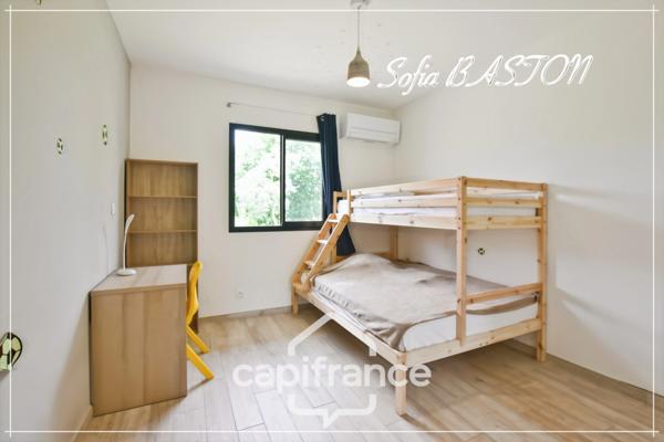 Villa d’exception au François (97240) – Maison contemporaine T5 + logement indépendant T3 – Vue mer & îlets – Piscine & jardin paysagé