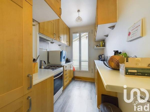 Appartement 2 pièces de 54 m² à Paris (75015)