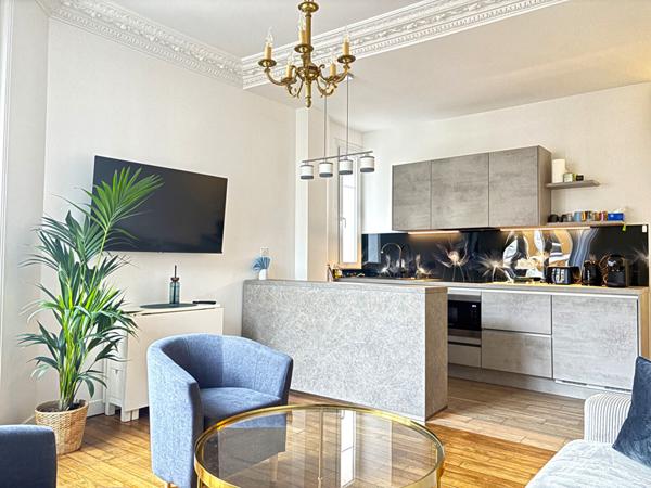 Charmant 2 Pièces refait à neuf - Petit Ivry