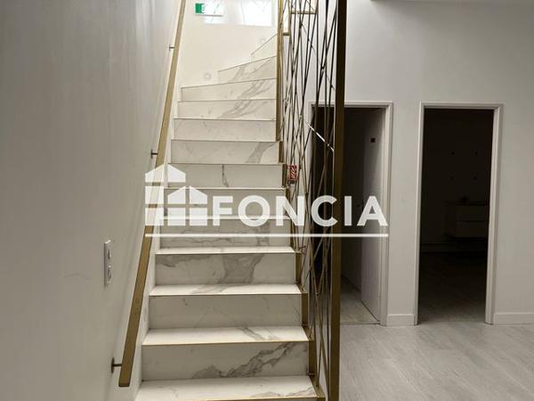 Location Local commercial 5 pièces 120 m² - 29/55 RUE DU GD FBG Chartres 28000