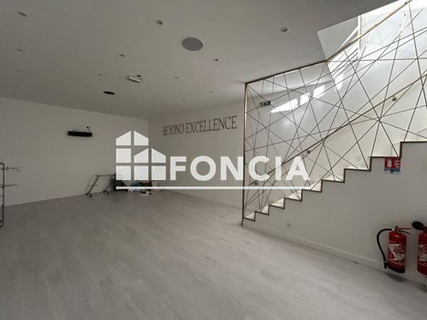 Location Local commercial 5 pièces 120 m² - 29/55 RUE DU GD FBG Chartres 28000