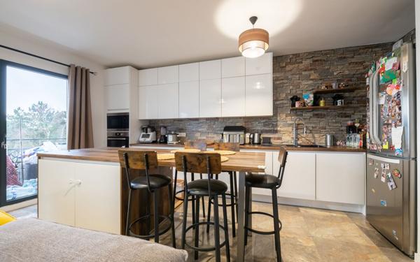 Appartement à vendre    4 pièces • 76 m2 Noisy-le-Grand