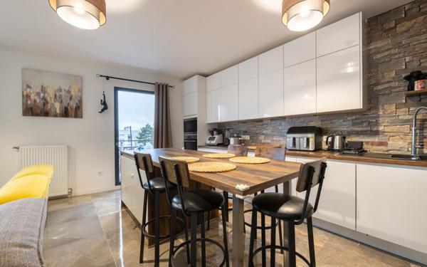 Appartement à vendre    4 pièces • 76 m2 Noisy-le-Grand