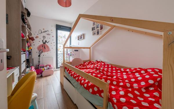 Appartement à vendre    4 pièces • 76 m2 Noisy-le-Grand