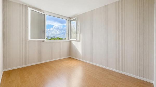 Appartement traversant au coeur de mérignac centre