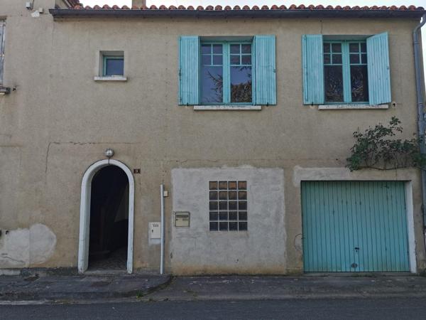 Maison de village à rénovée.