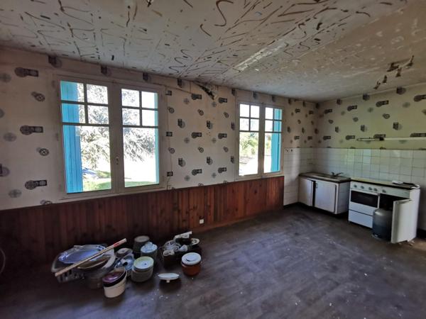 Maison de village à rénovée.