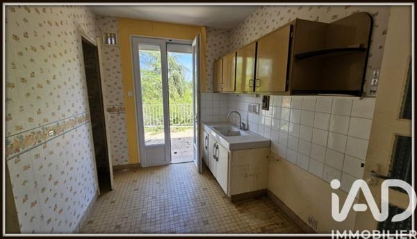 Maison à vendre 6 pièces 77,54 m² Creuzier-le-Neuf