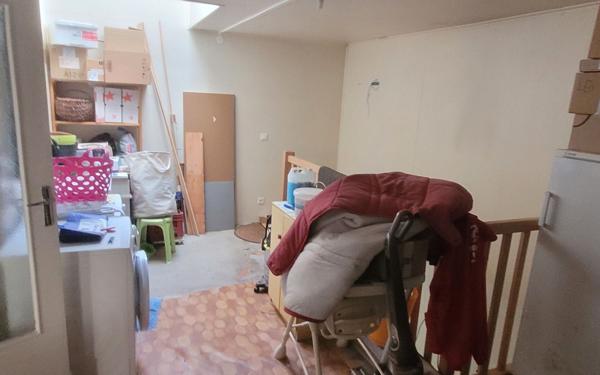 Immeuble à vendre    4 pièces • 175 m2 Mamers