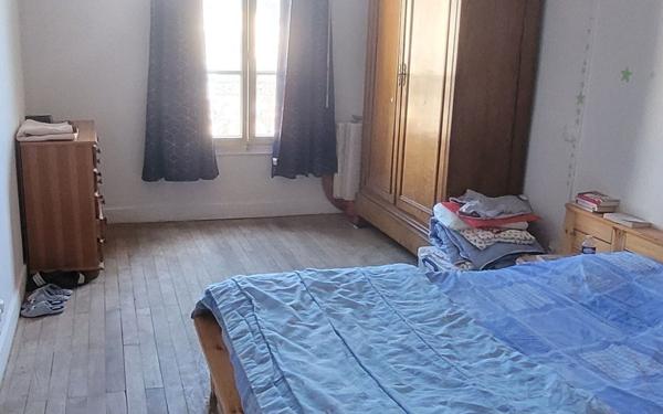 Immeuble à vendre    4 pièces • 175 m2 Mamers