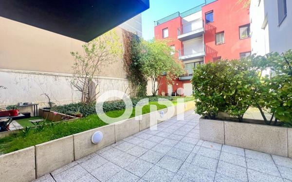 Appartement à vendre    1 pièce • 32,88 m2 Paris 20