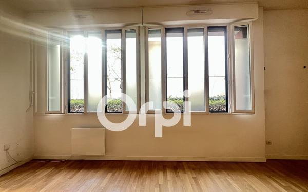 Appartement à vendre    1 pièce • 32,88 m2 Paris 20