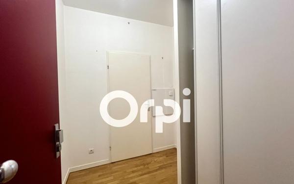 Appartement à vendre    1 pièce • 32,88 m2 Paris 20