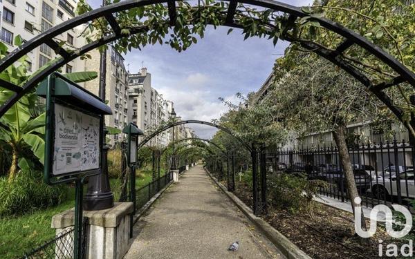 Appartement 2 pièces de 30 m² à Paris (75016)