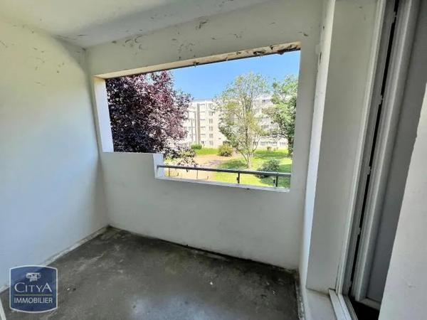 Appartement à louer 3 pièces 65.88m² Saint-Priest (69800)