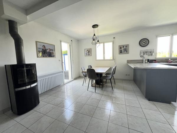 Maison à vendre 270 000 € Rosporden 6 p 92 m² DPE D