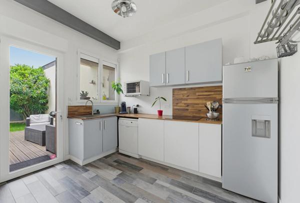 Maison rénovée , avec jardin plein sud