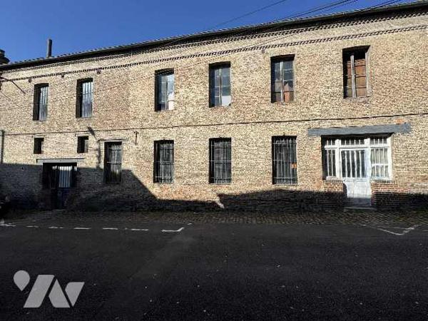 Local de stockage/commercial