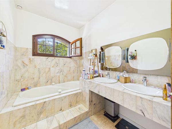Haut Bouliac au calme maison traditionnelle de 250m2 hab avec garage de 50m2 sur parcelle de 1465m2 , Bouliac Haut Bouliac au calme maison traditionnelle de 250m2 hab avec garage de 50m2 sur parcelle de 1465m2 , Bouliac