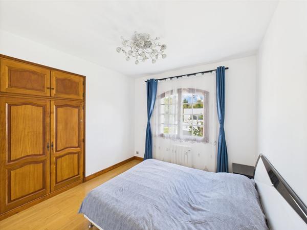 Haut Bouliac au calme maison traditionnelle de 250m2 hab avec garage de 50m2 sur parcelle de 1465m2 , Bouliac Haut Bouliac au calme maison traditionnelle de 250m2 hab avec garage de 50m2 sur parcelle de 1465m2 , Bouliac