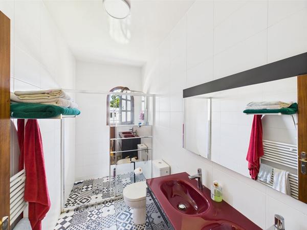 Haut Bouliac au calme maison traditionnelle de 250m2 hab avec garage de 50m2 sur parcelle de 1465m2 , Bouliac Haut Bouliac au calme maison traditionnelle de 250m2 hab avec garage de 50m2 sur parcelle de 1465m2 , Bouliac