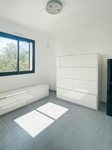 Prades-le-Lez (34730) Maison contemporaine 5 pièces, 3 chambres à Prades-le-Lez