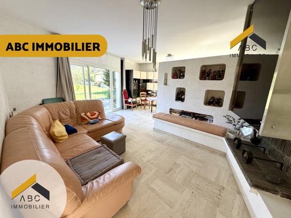 Orange (84100) Maison d'architecte avec très beau jardin