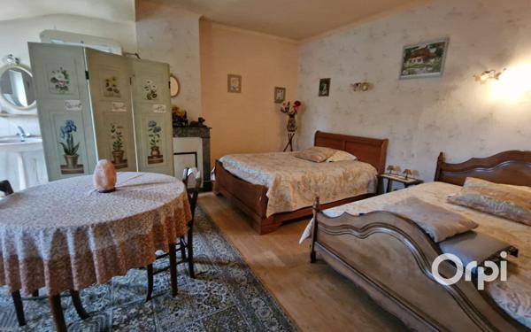 Maison à vendre    7 pièces •  Le Gua