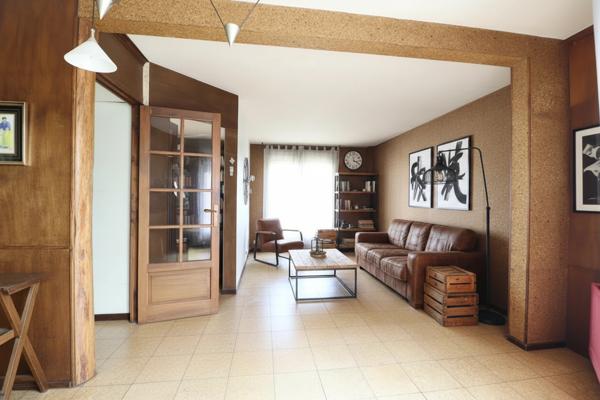 Appartement Saint Denis 3 pièce(s) 72 m2 /double place de parking en sous sol