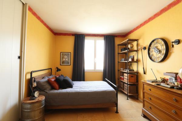 Appartement Saint Denis 3 pièce(s) 72 m2 /double place de parking en sous sol